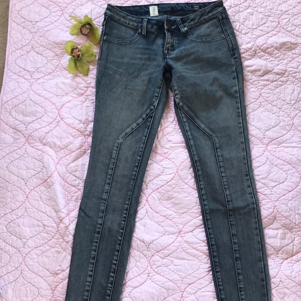Volcom jeans